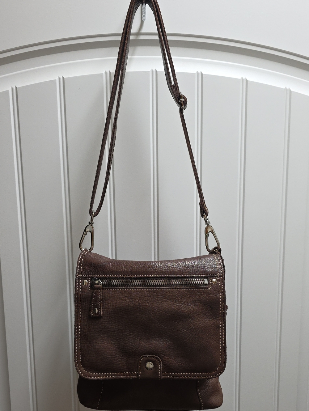 Fossil Vintage Dark Brown 75082 Leather Messenger Crossbody